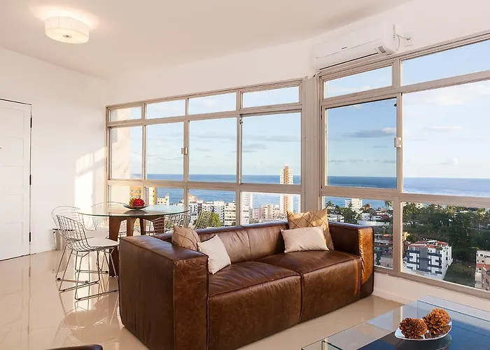 Luxury Surround Sea View Apartment
